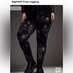 Torrid Floral Print Leggings